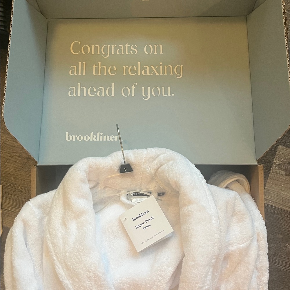 Brooklinen Super Plus Robe - tags on